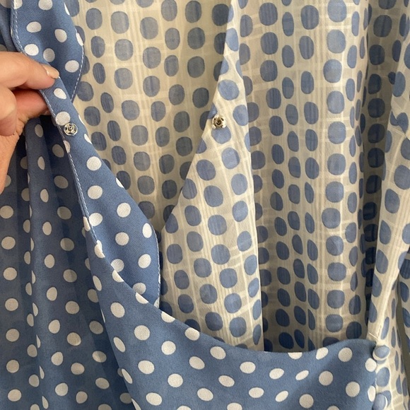 Moon River White and Blue Polka Dot V Neck Blouse Wms Size Small Anthropologie - Picture 5 of 9